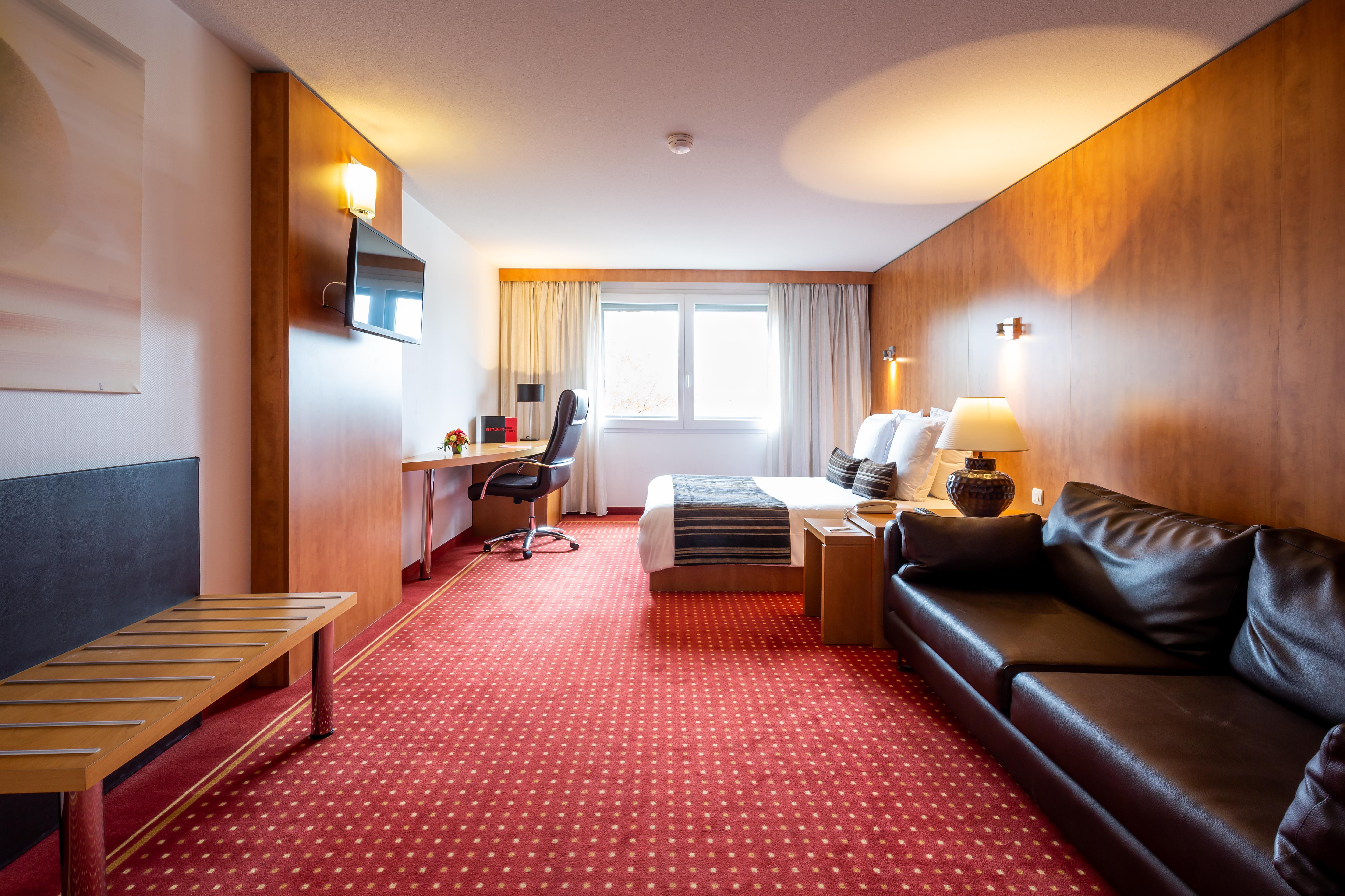 Le M & Spa Bordeaux Aeroport By Hotels & Preference Mérignac Exterior photo