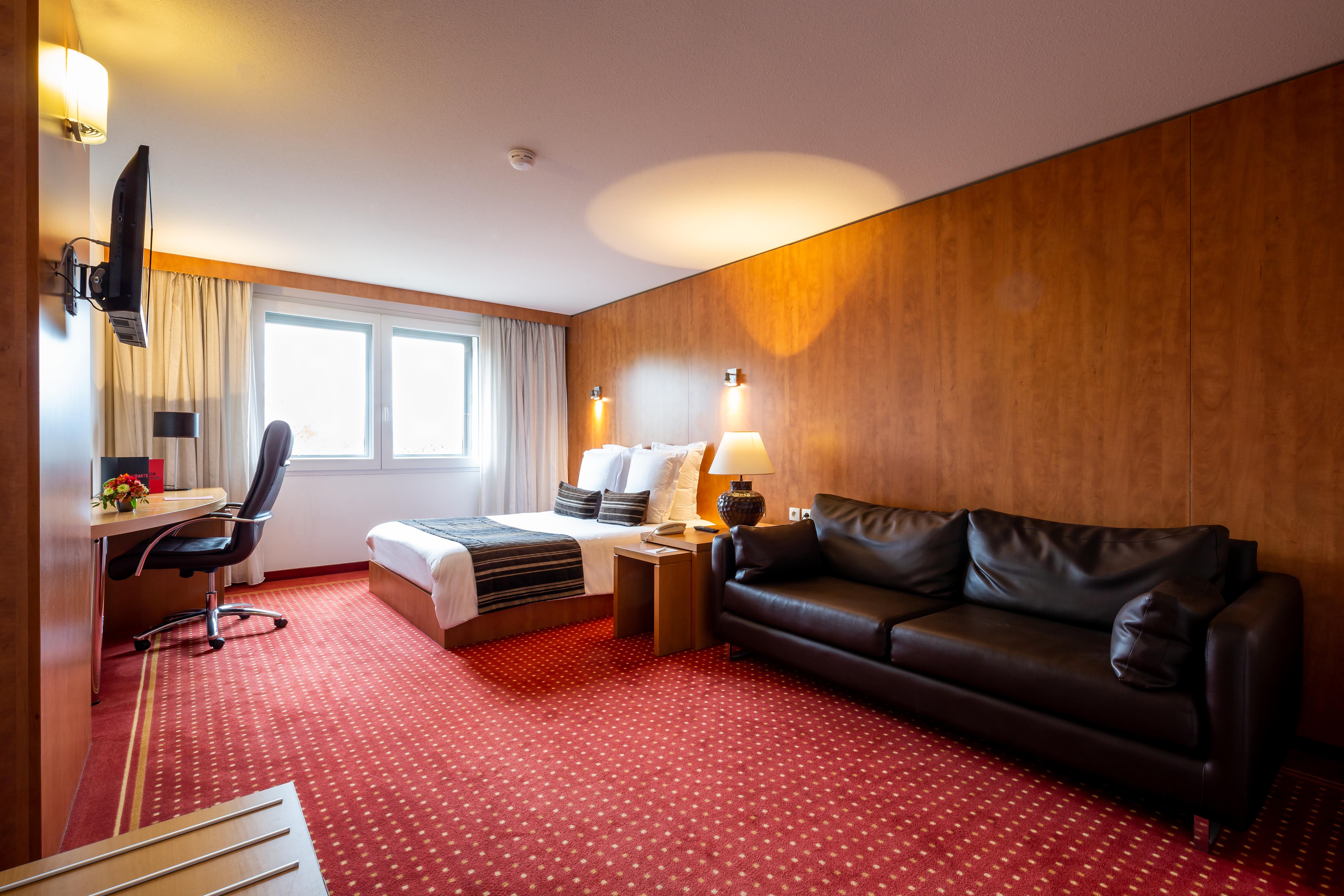Le M & Spa Bordeaux Aeroport By Hotels & Preference Mérignac Exterior photo