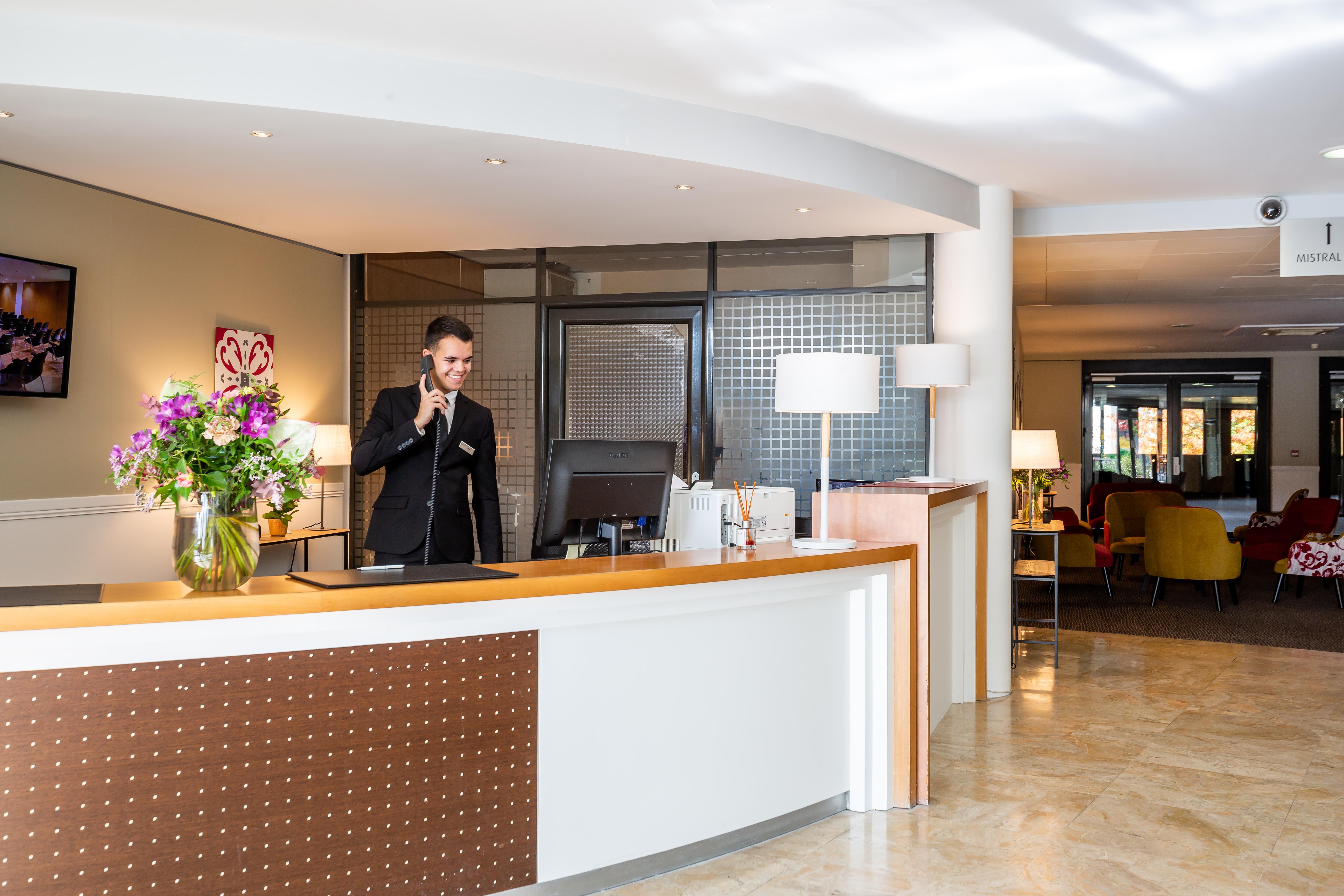 Le M & Spa Bordeaux Aeroport By Hotels & Preference Mérignac Exterior photo